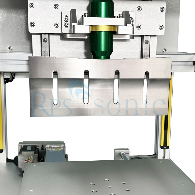 Hệ thống cắt bánh siêu âm bán tự động hiệu quả cao dao siêu âm cho máy nướng bánh